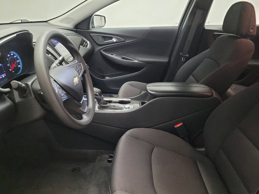 Used 2023 Chevrolet Malibu LT FWD image 17