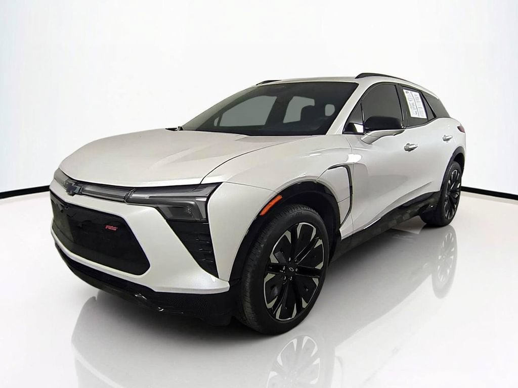 Used 2024 Chevrolet Blazer EV RS RWD image 9