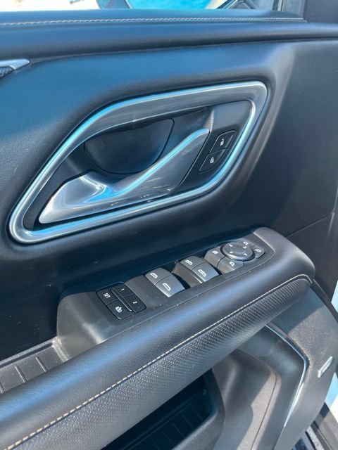 Used 2021 GMC Yukon AT4 w/ AT4 Premium Package AWD/4WD image 15