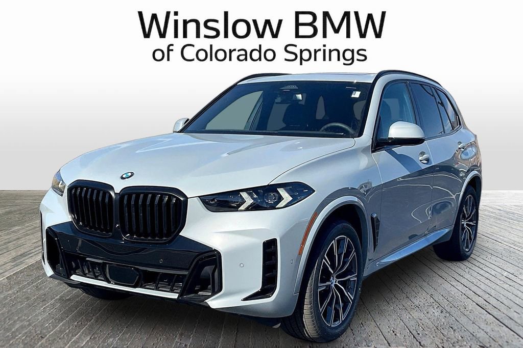 New 2026 BMW X5 xDrive40i w/ M Sport Package AWD/4WD image 2