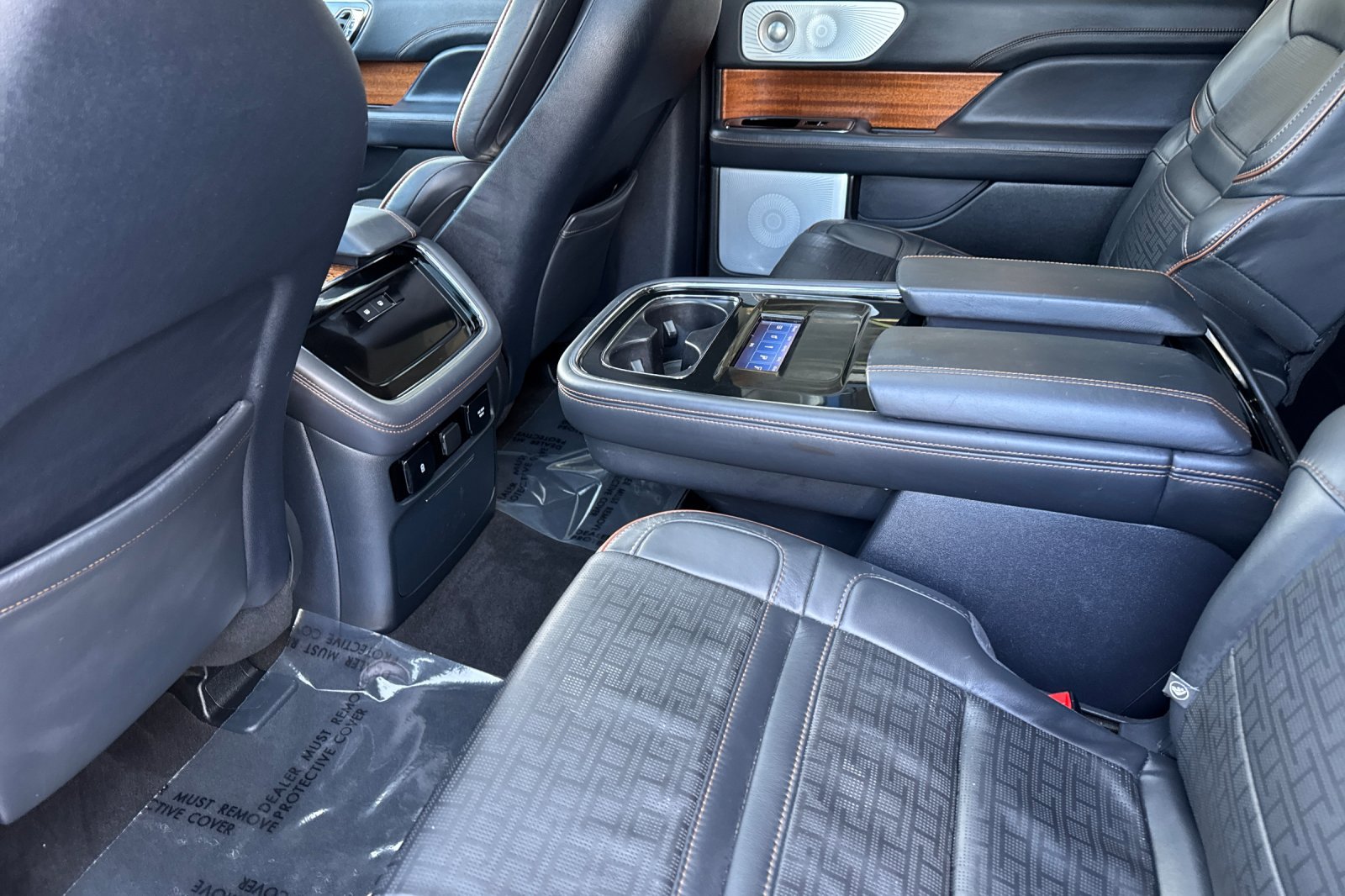 Used 2023 Lincoln Navigator L Black Label AWD/4WD image 12