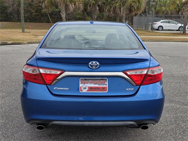 Used 2017 Toyota Camry XSE image 3