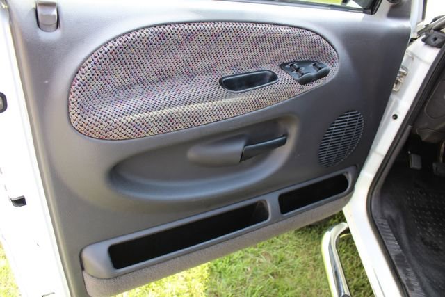 Used 1999 Dodge Ram 2500 Truck 4x4 Quad Cab image 18