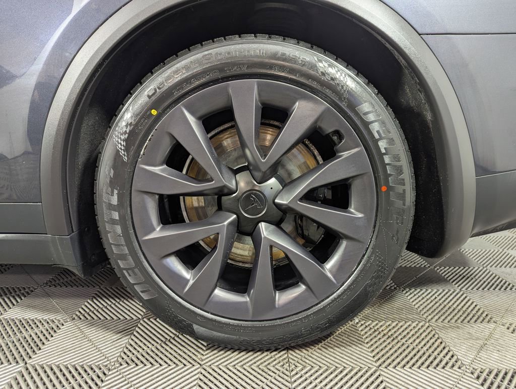 Used 2024 Tesla Model X image 23