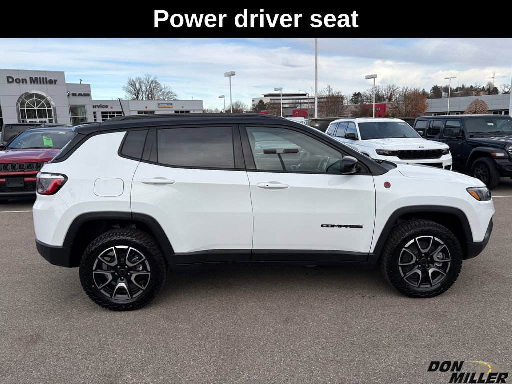 New 2026 Jeep Compass Trailhawk image 8