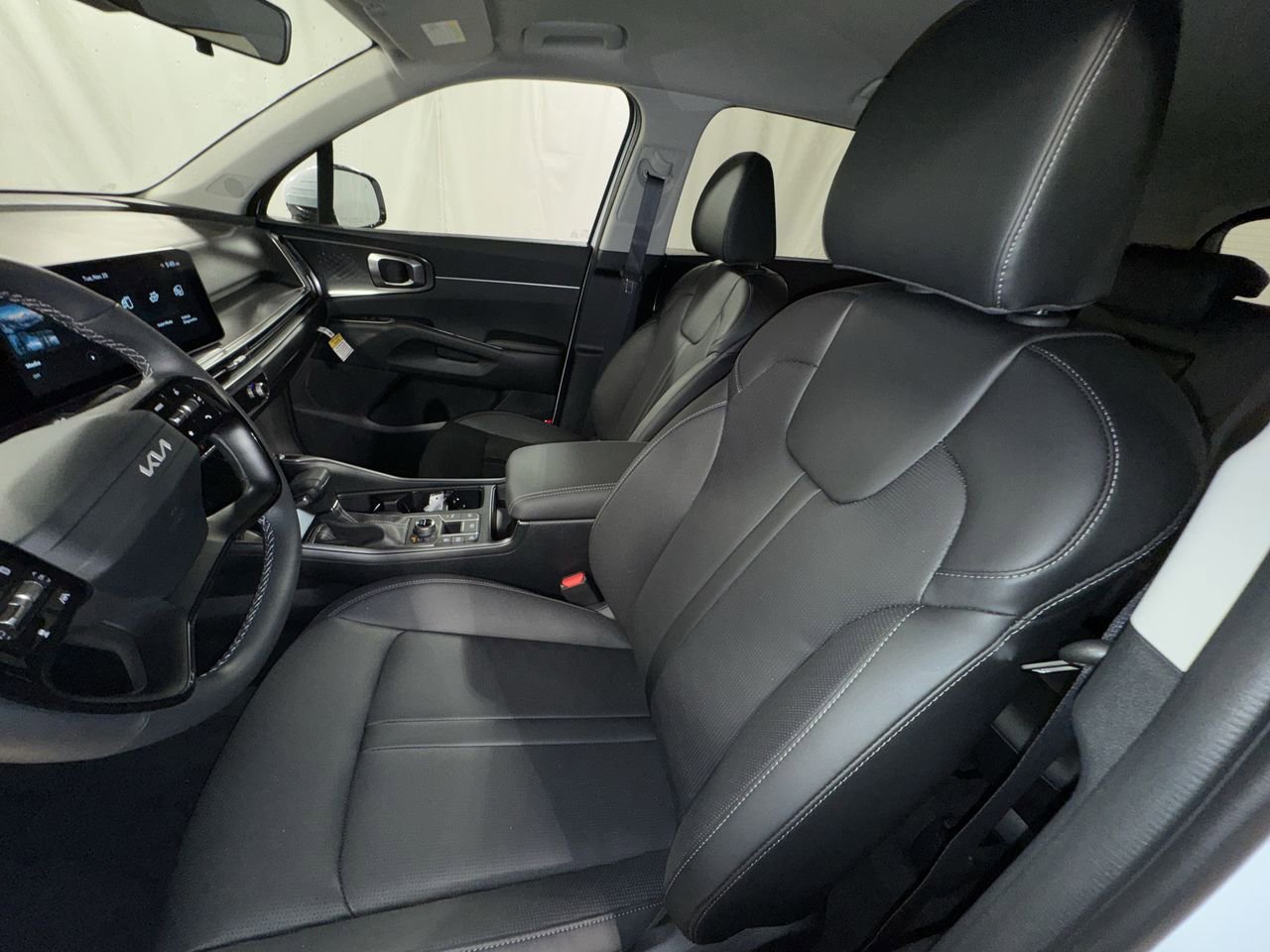 New 2026 Kia Sorento S image 13