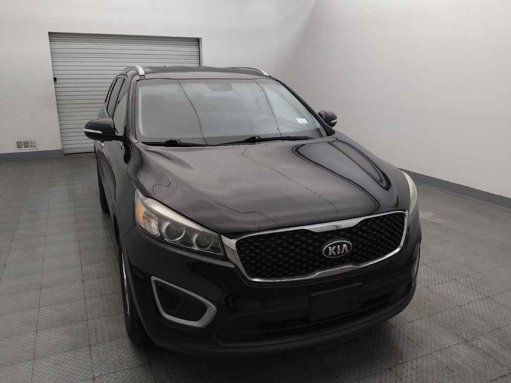 Used 2018 Kia Sorento LX image 14