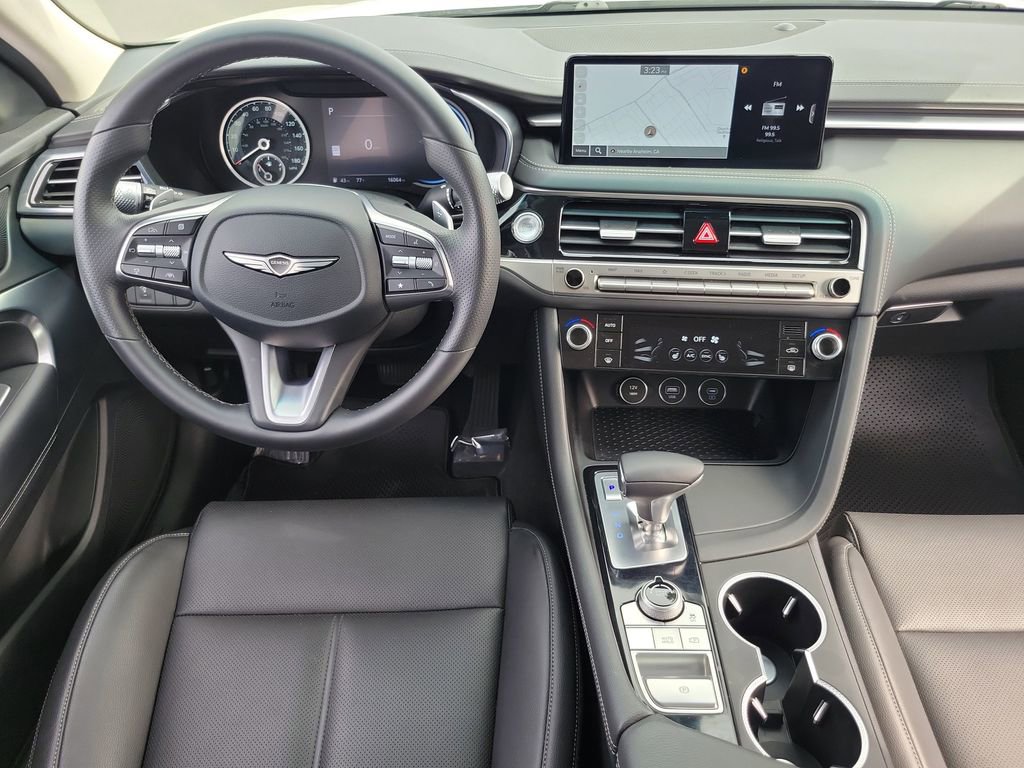 Used 2026 Genesis G70 2.5T RWD image 9