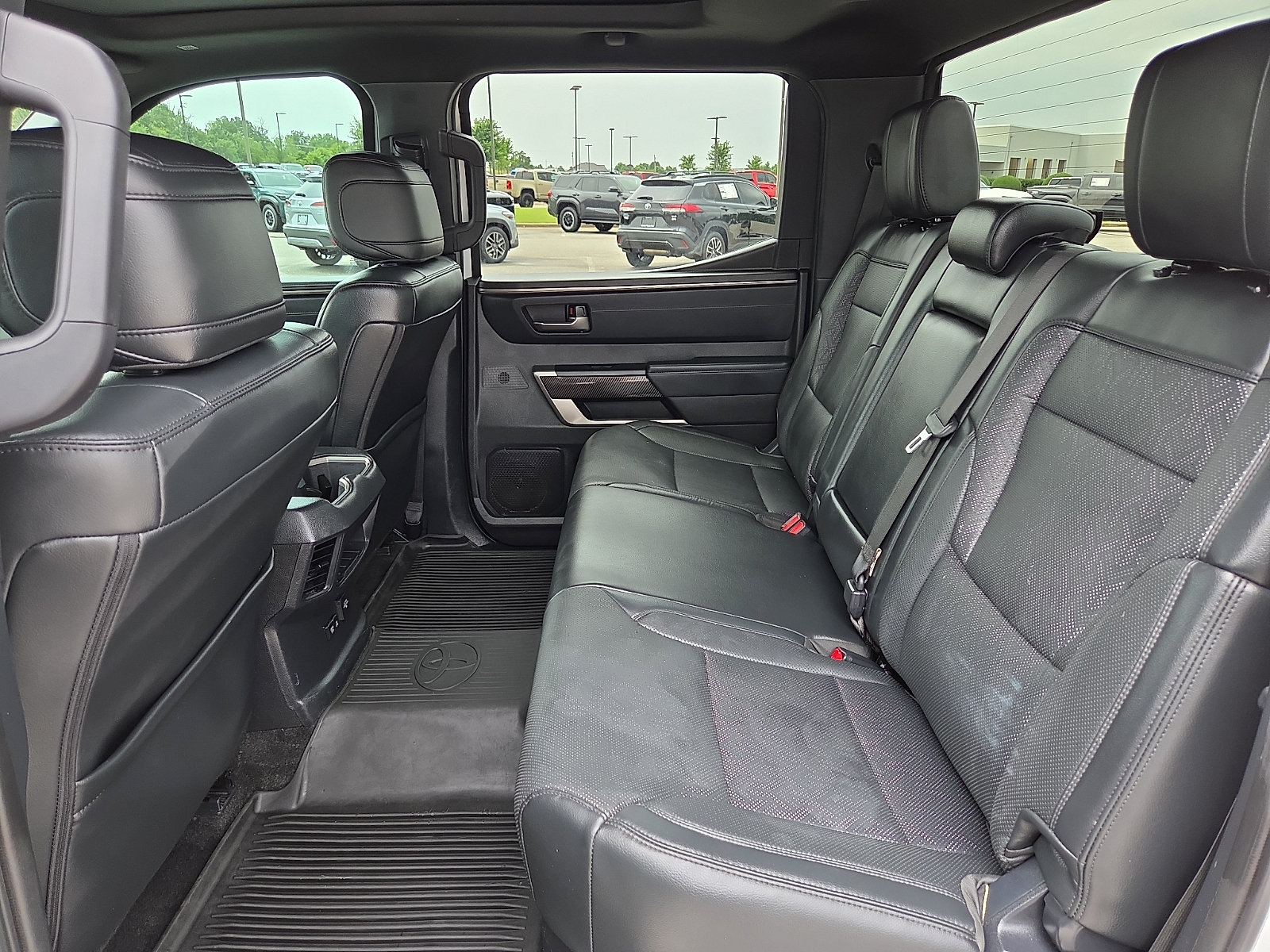 Used 2025 Toyota Tundra Limited w/ TRD Off-Road Package AWD/4WD image 10