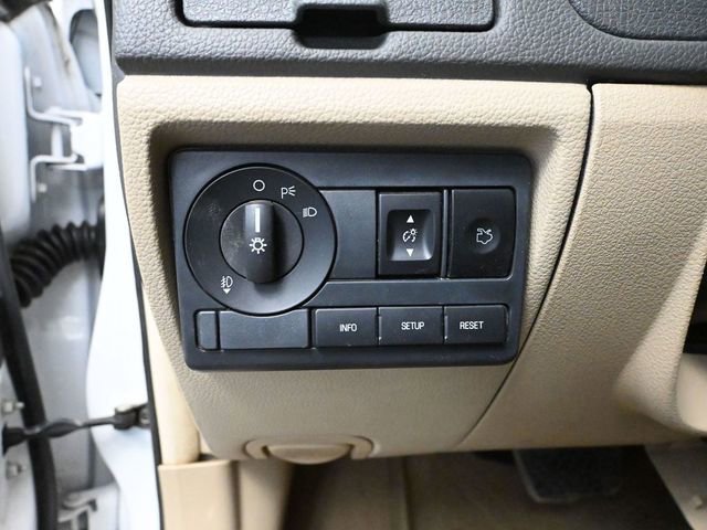 Used 2010 Ford Fusion SE FWD image 28