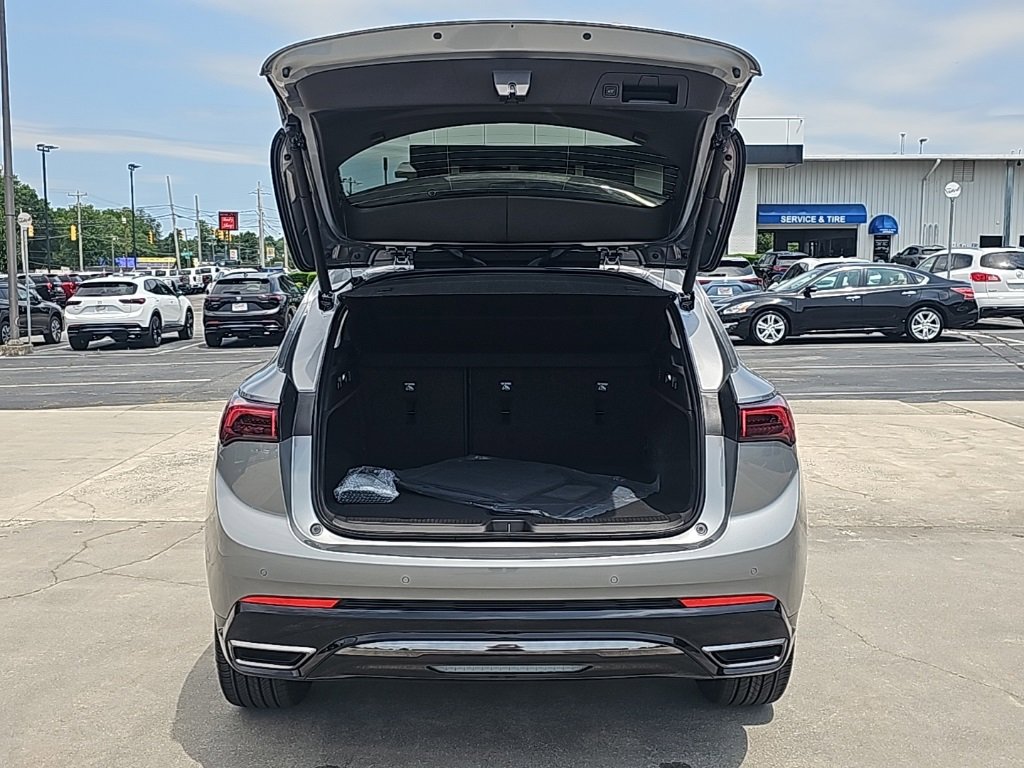 New 2025 Buick Envision Sport Touring image 6