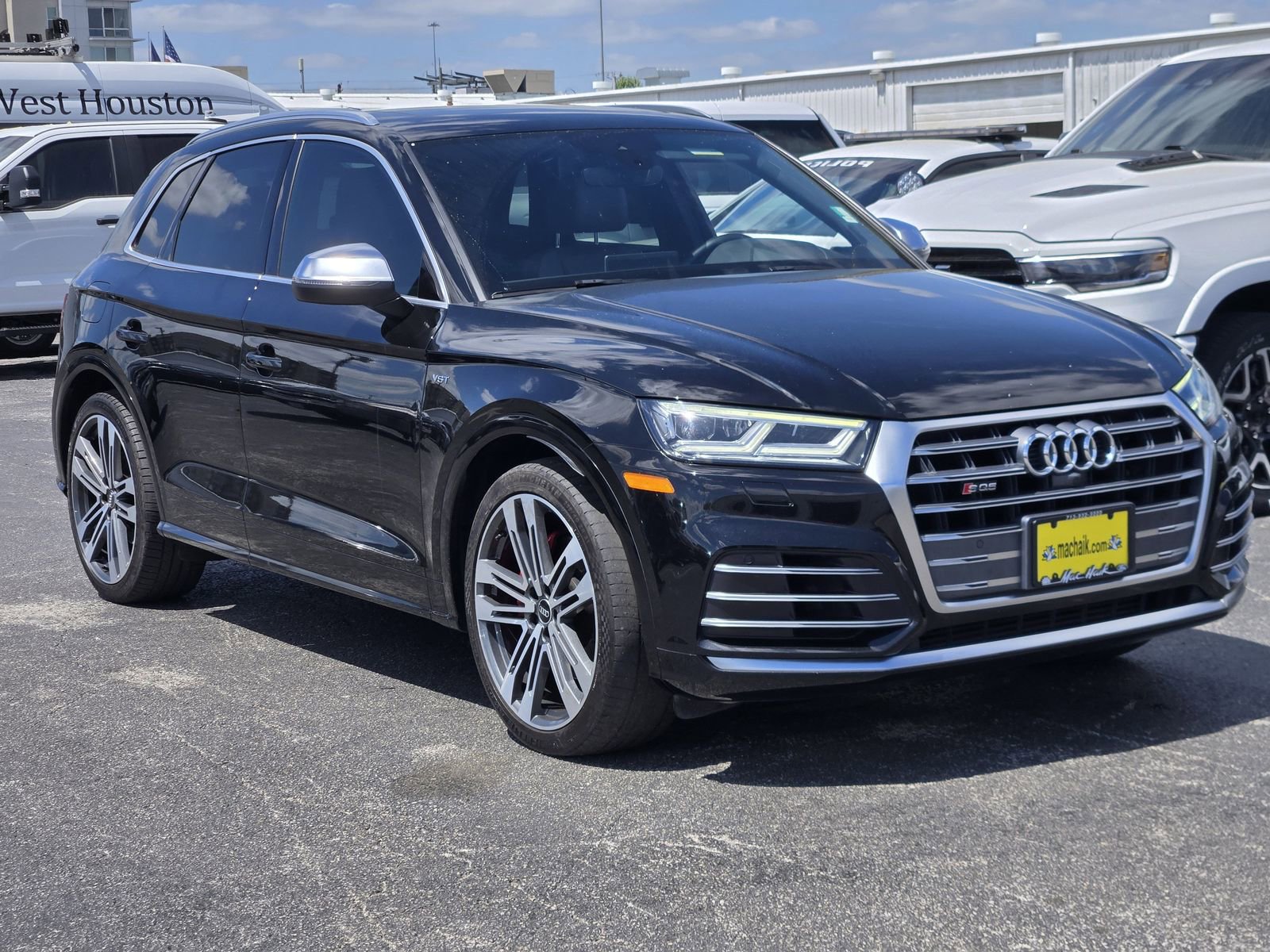 Used 2018 Audi SQ5 Prestige w/ Prestige Package image 3