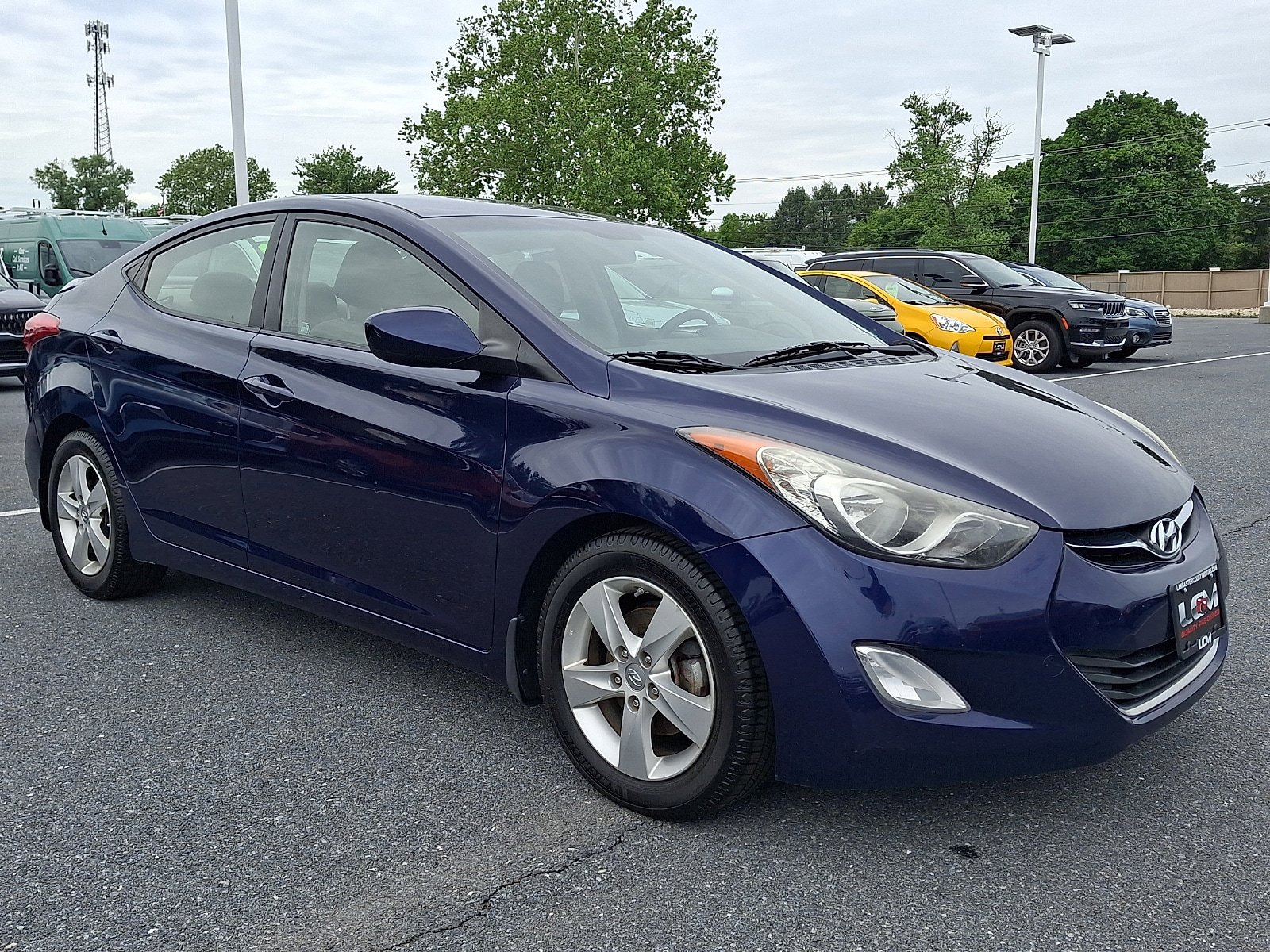 Used 2013 Hyundai Elantra GLS w/ Preferred Pkg FWD image 3