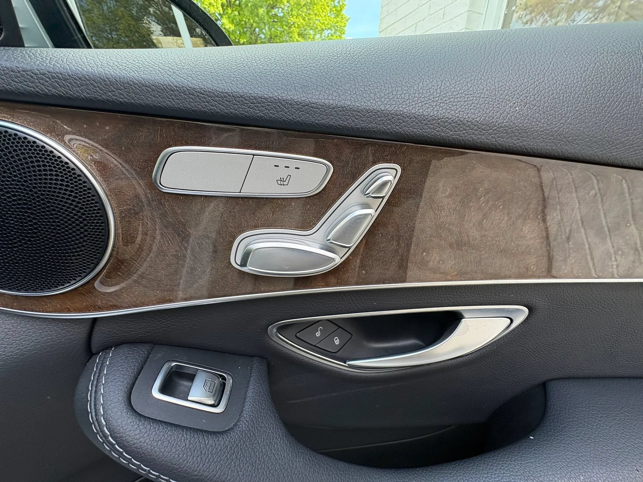 Used 2017 Mercedes-Benz C 300 4MATIC Sedan image 12