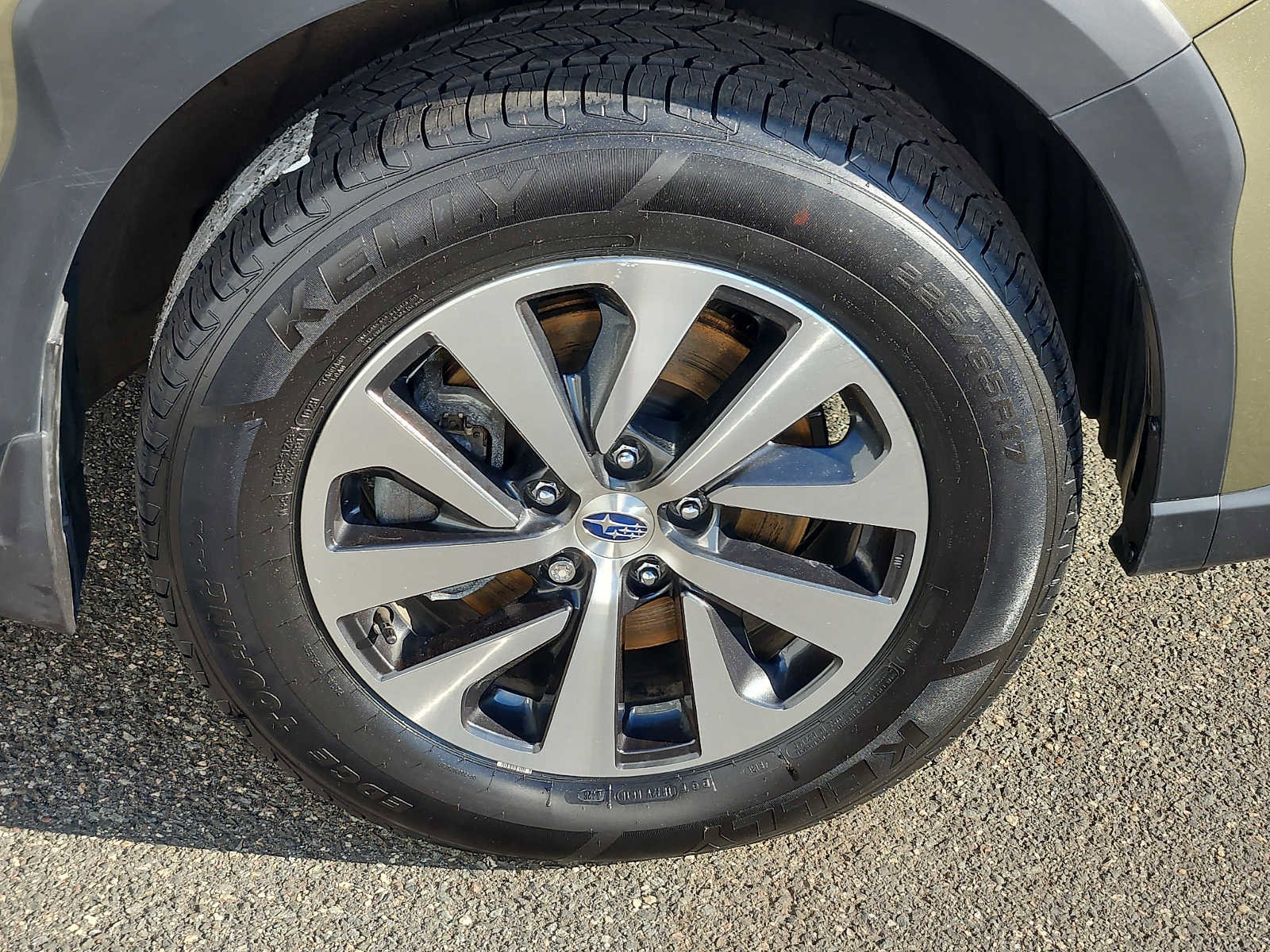 Used 2023 Subaru Outback Premium image 8