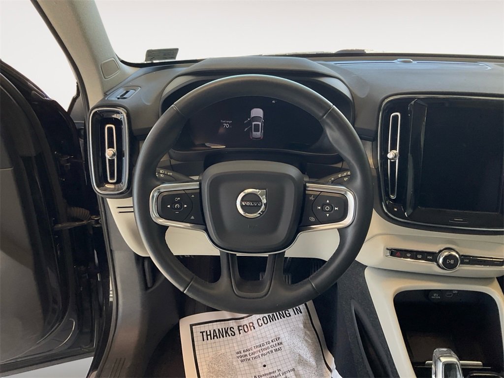 Certified 2023 Volvo XC40 B5 Plus w/ Driver Assist Package image 12
