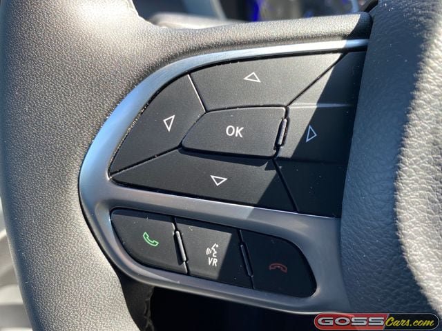 Certified 2026 Chrysler Pacifica Limited FWD image 19