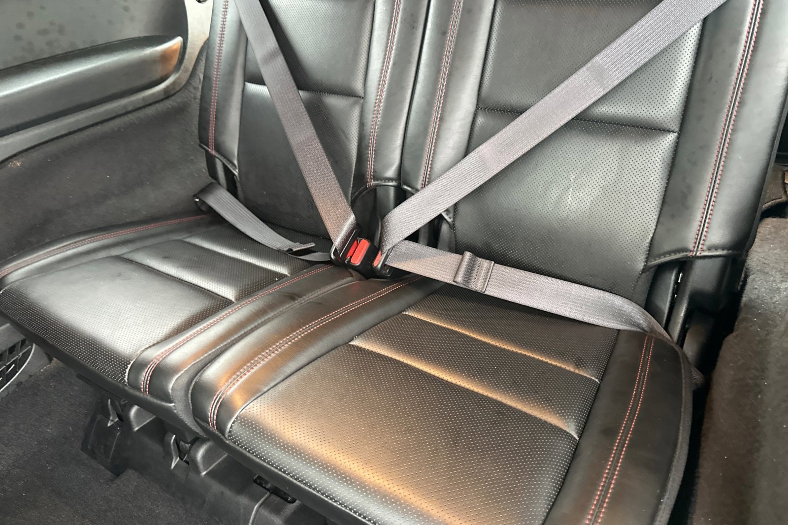 Used 2023 Dodge Durango GT image 17