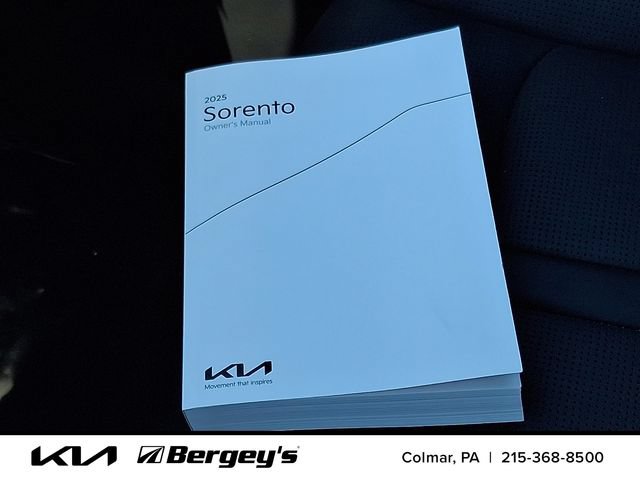 Certified 2025 Kia Sorento S AWD/4WD image 31