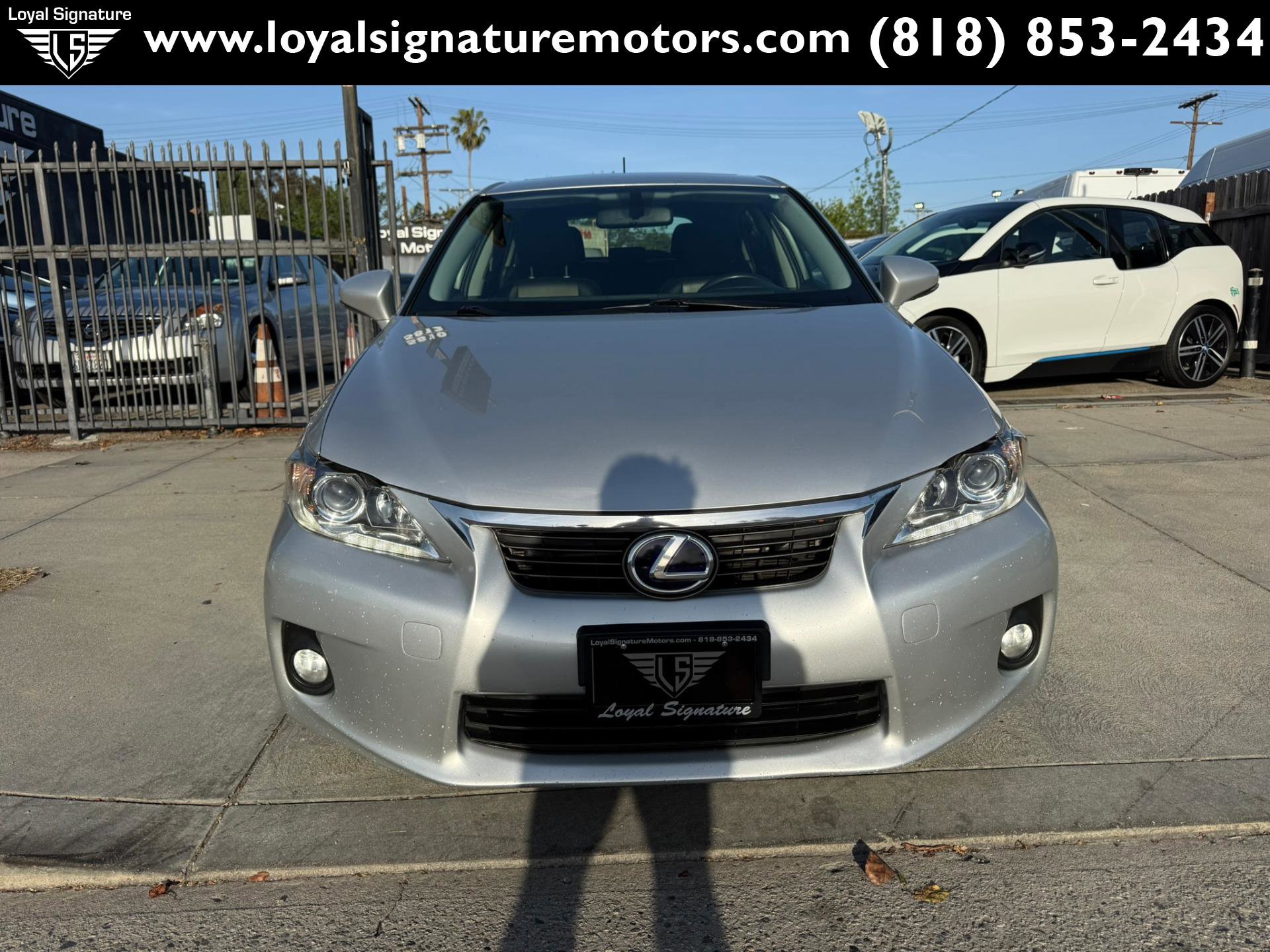 Used 2013 Lexus CT 200h FWD image 2