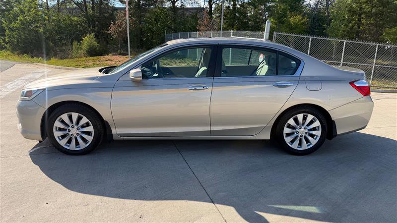 Used 2013 Honda Accord EX-L image 2