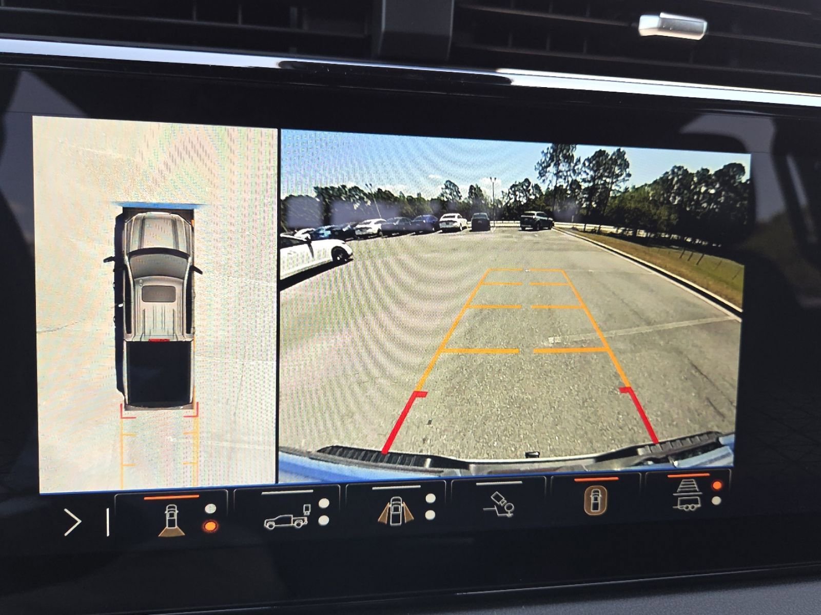 Used 2026 GMC Sierra 1500 AT4 w/ AT4 Premium Package image 9