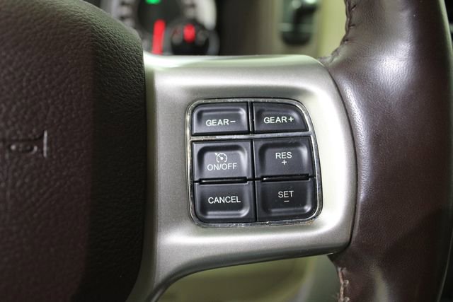 Used 2014 RAM 1500 Laramie w/ Convenience Group AWD/4WD image 15
