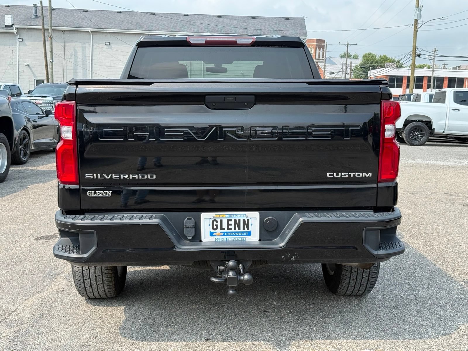 Used 2020 Chevrolet Silverado 1500 Custom w/ Custom Value Package AWD/4WD image 6