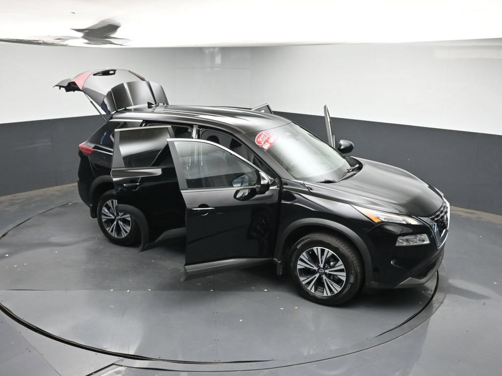 Used 2023 Nissan Rogue SV FWD image 40
