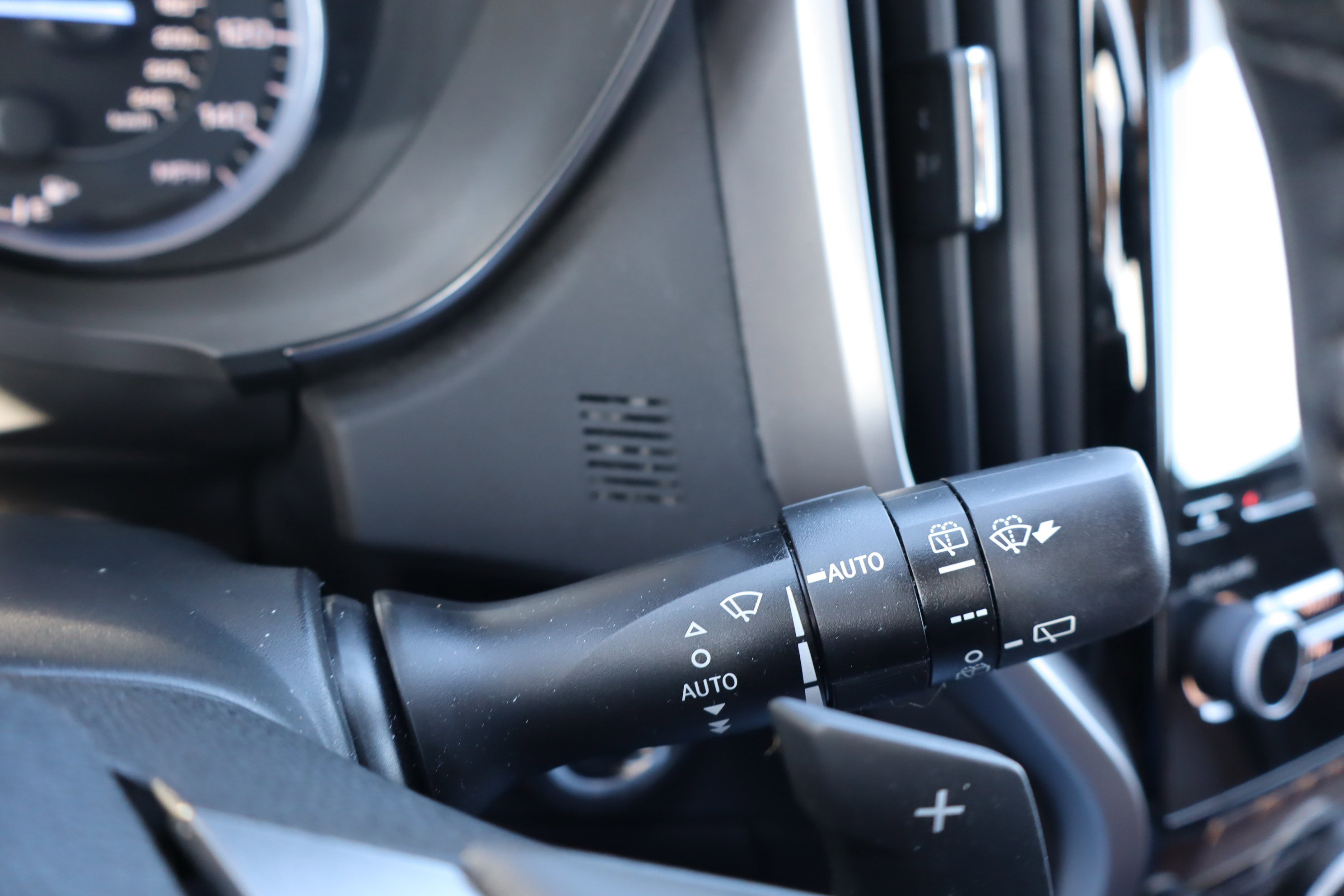 Used 2019 Subaru Ascent Touring w/ Popular Package #2A image 24