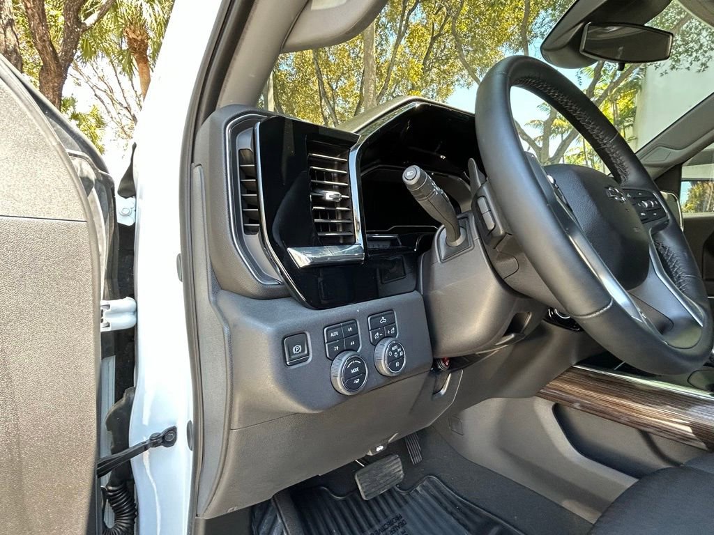 Used 2024 Chevrolet Silverado 1500 LT Trail Boss image 19