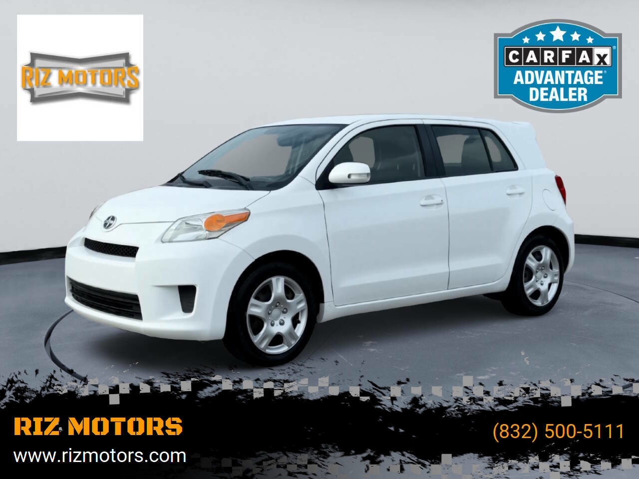 Used 2012 Scion xD image 1
