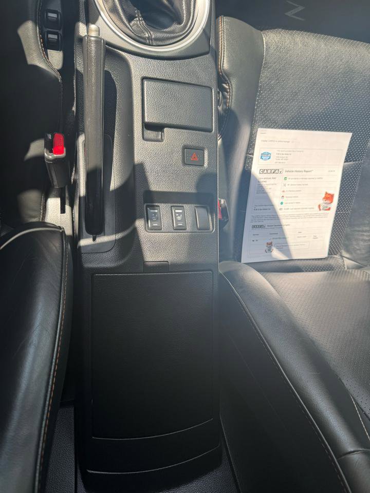 Used 2004 Nissan 350Z Touring image 10