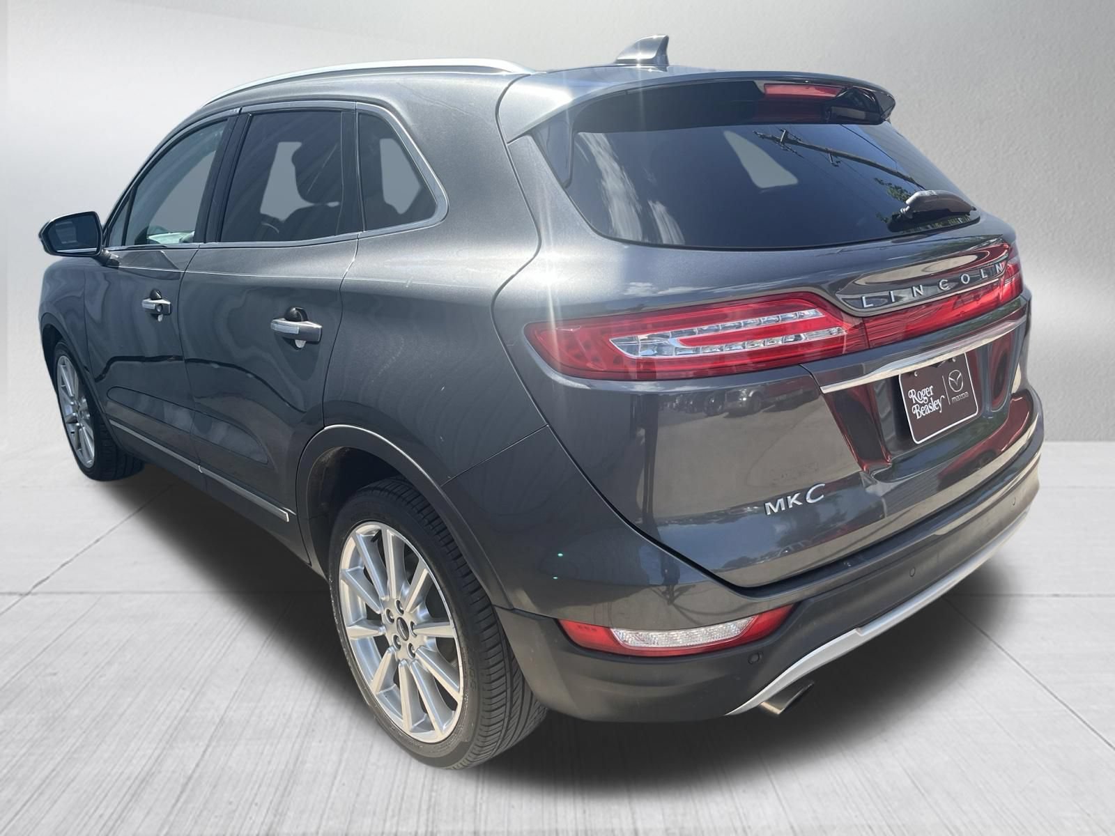 Used 2019 Lincoln MKC Reserve w/ MKC Technology Package FWD image 6