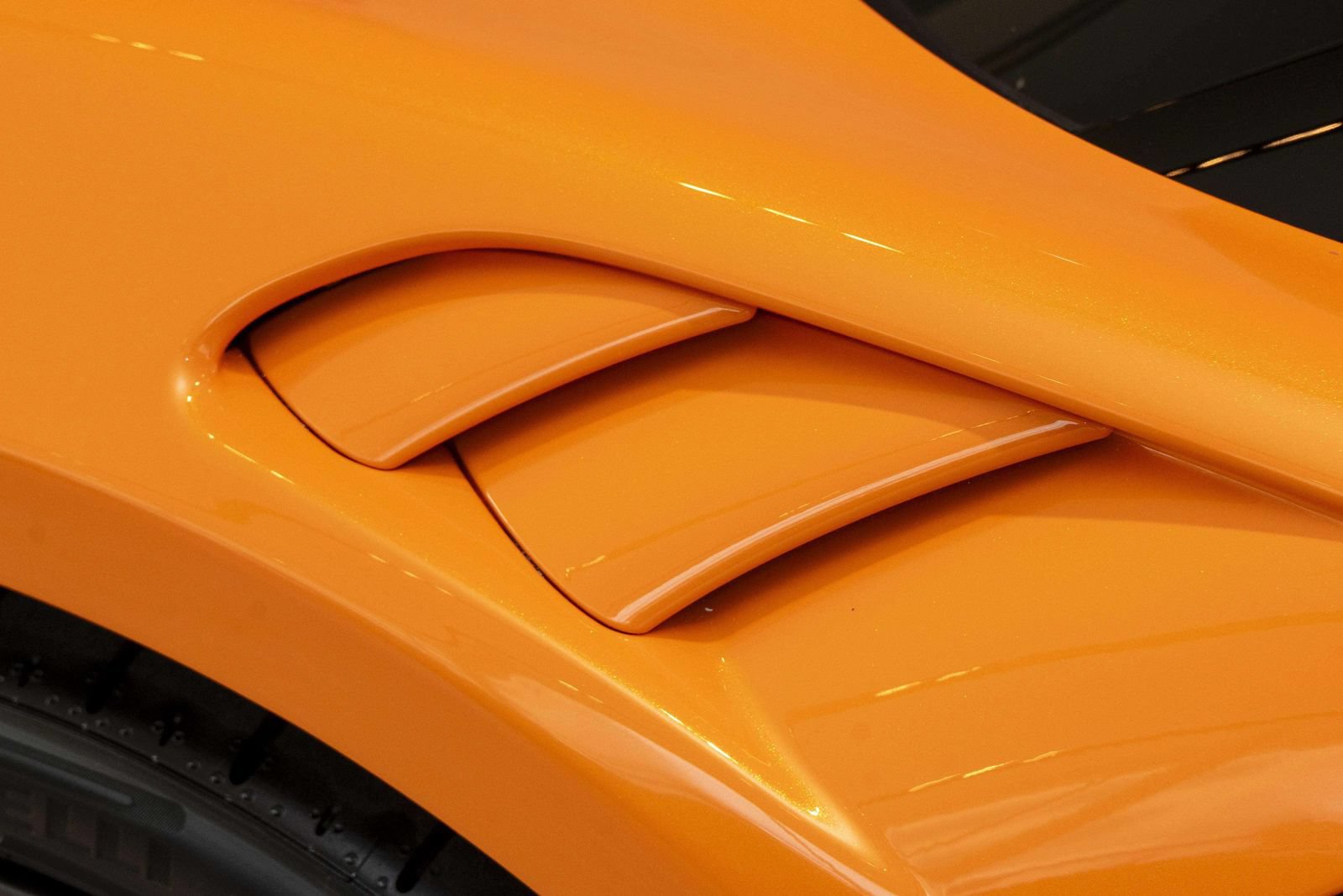 New 2026 McLaren Artura RWD image 10