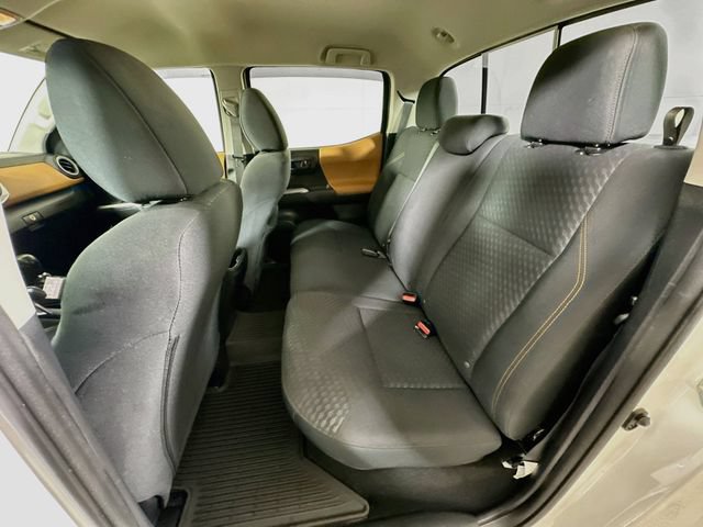 Used 2020 Toyota Tacoma SR5 AWD/4WD image 27