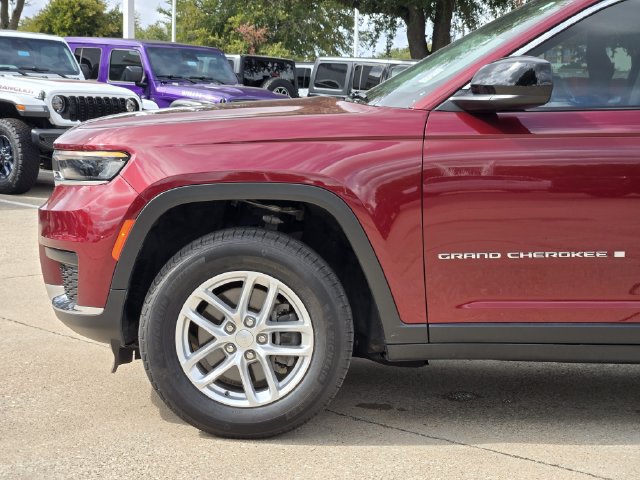 Certified 2024 Jeep Grand Cherokee L Laredo AWD/4WD image 9