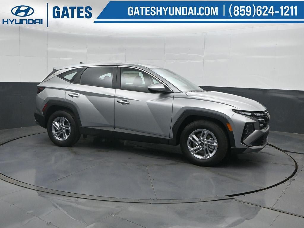 New 2026 Hyundai Tucson SE