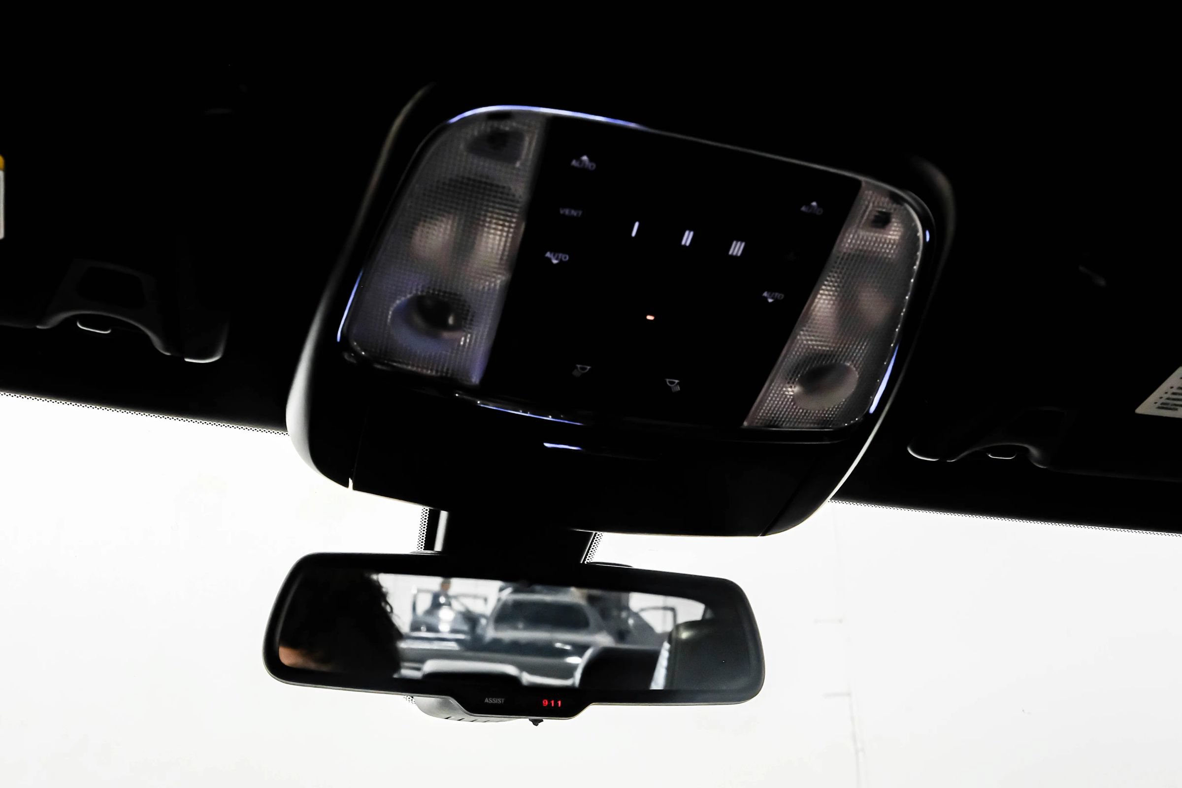 Used 2015 Chrysler 300 S w/ 300S Premium Group RWD image 43