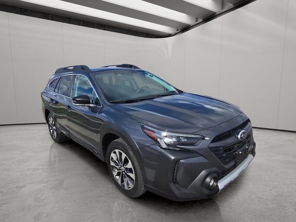 Used 2023 Subaru Outback Limited image 7