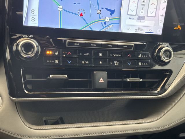 Used 2021 Toyota Highlander Platinum image 18