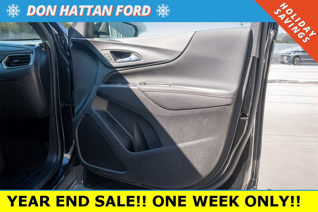 Used 2022 Chevrolet Equinox RS w/ LPO, Floor Liner Package image 24