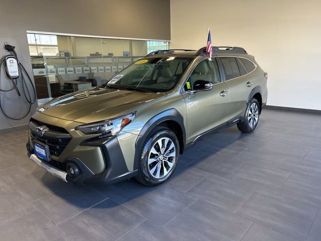 Used 2025 Subaru Outback Limited image 26