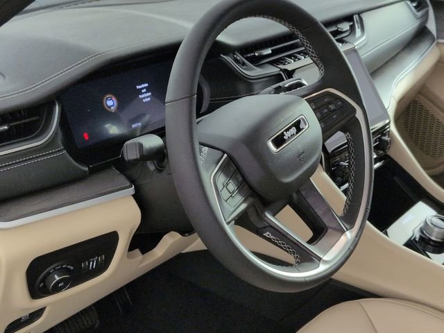 Certified 2025 Jeep Grand Cherokee L Limited image 16
