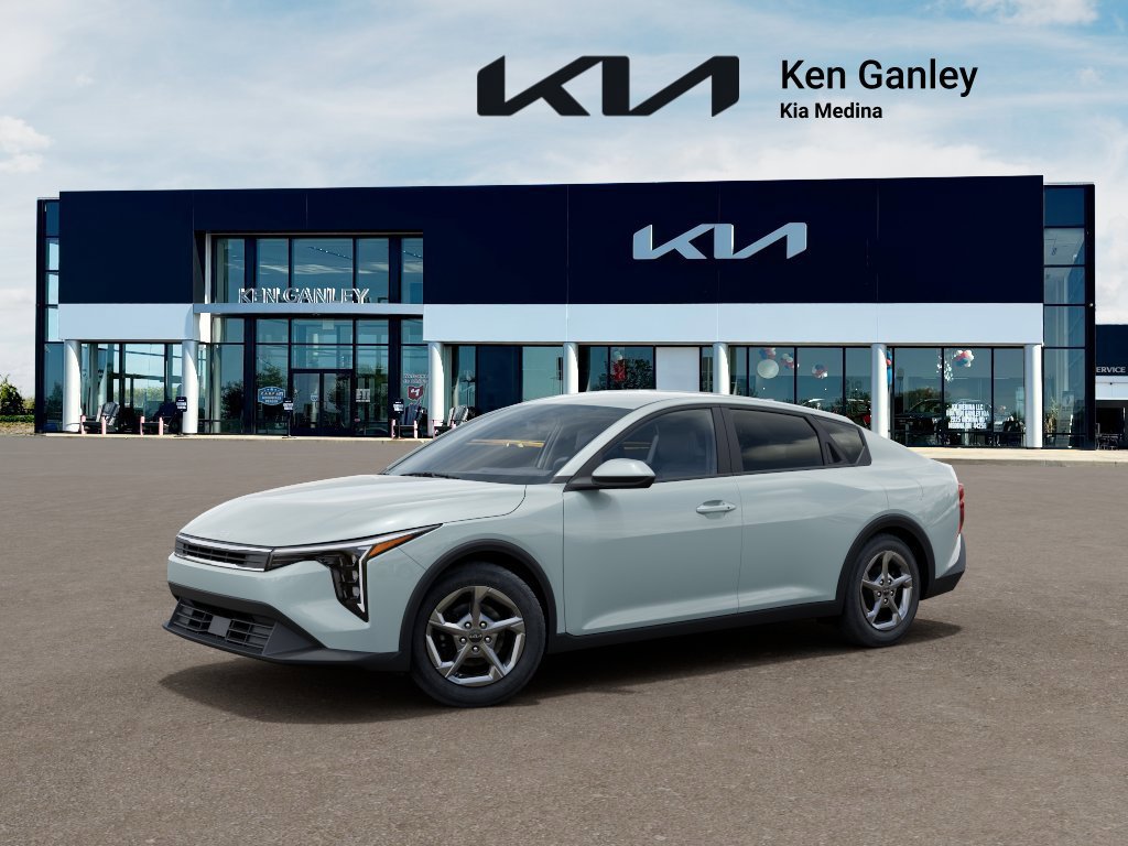 New 2026 Kia K4 FWD image 3
