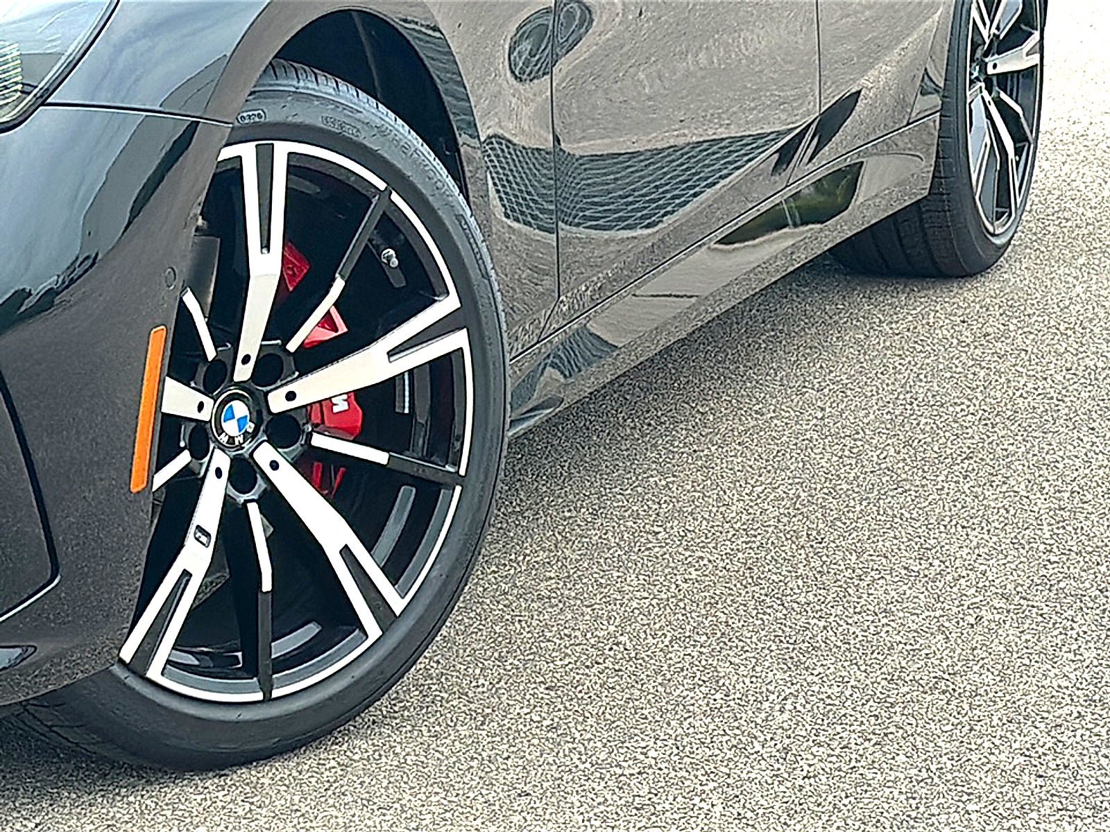 New 2027 BMW 530i w/ M Sport Package RWD image 3
