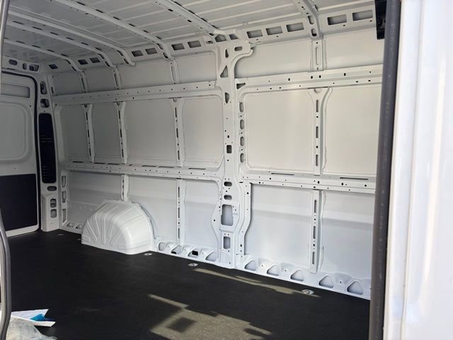 Used 2024 RAM ProMaster 3500 w/ Power Group image 11
