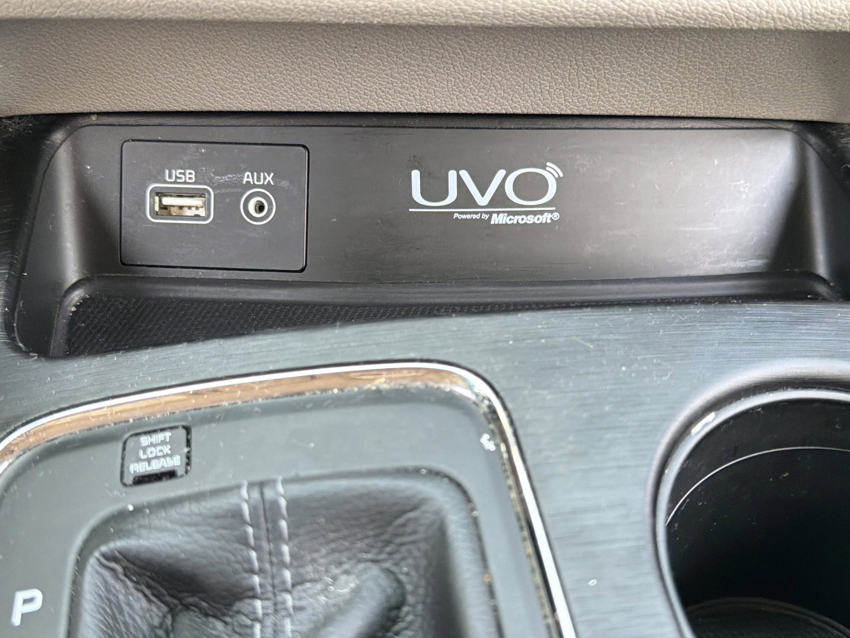 Used 2016 Kia Sedona LX w/ LX Convenience Package FWD image 13