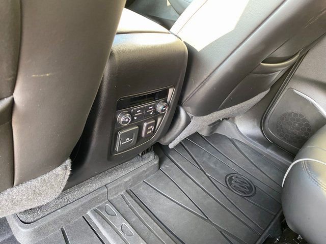 Used 2023 Buick Enclave Avenir w/ Avenir Technology Package image 15