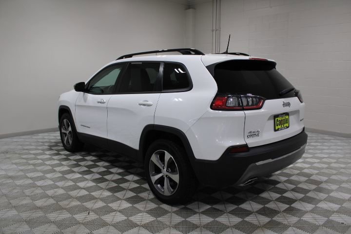 Used 2022 Jeep Cherokee Limited image 10